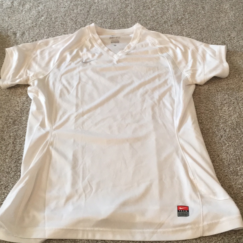 Nike athletic tee sz L